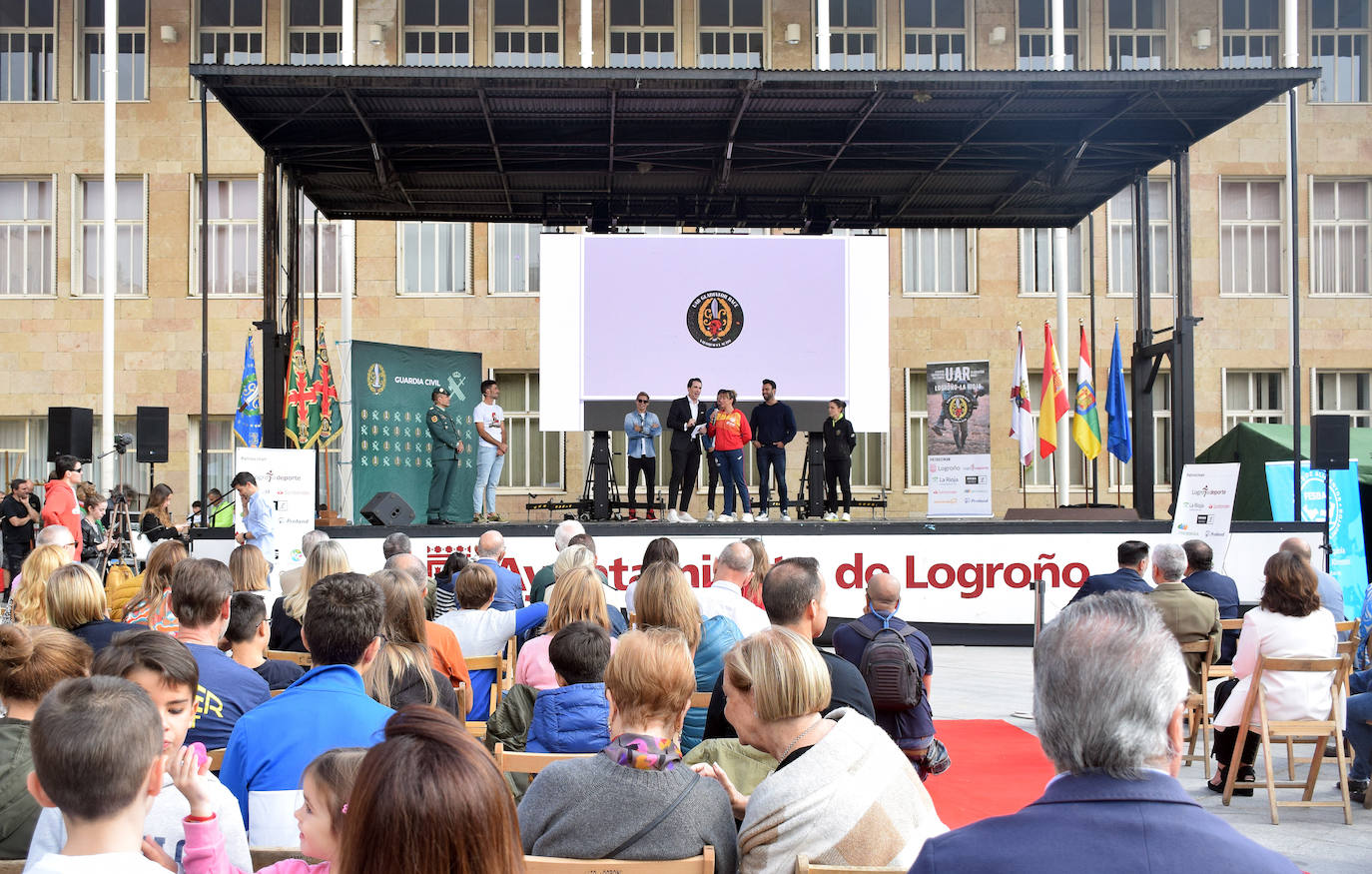 Fotos: Celebración de la &#039;UAR Gladiator Race&#039;, evento solidario de Unidad Rural de la Guardia Civil, en la plaza del Ayuntamiento de Logroño