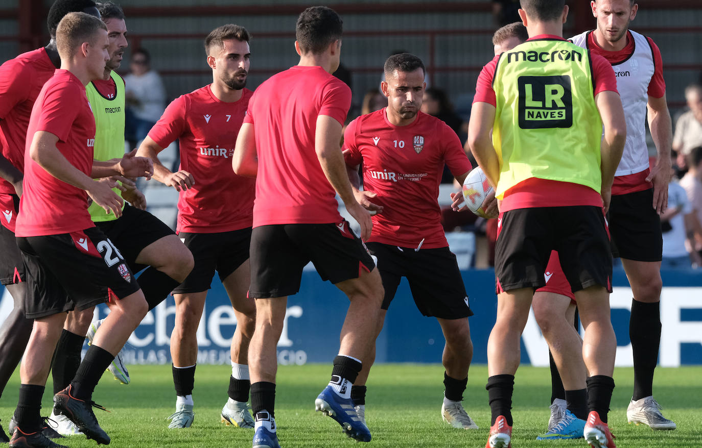 Fotos: La UD Logroñés cae ante el Osasuna Promesas