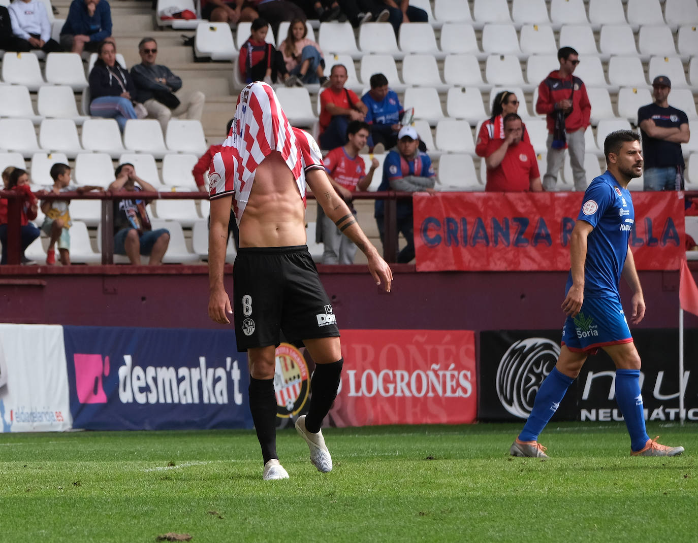 Fotos: Victoria del Calahorra frente a la SD Logroñés (0-2)