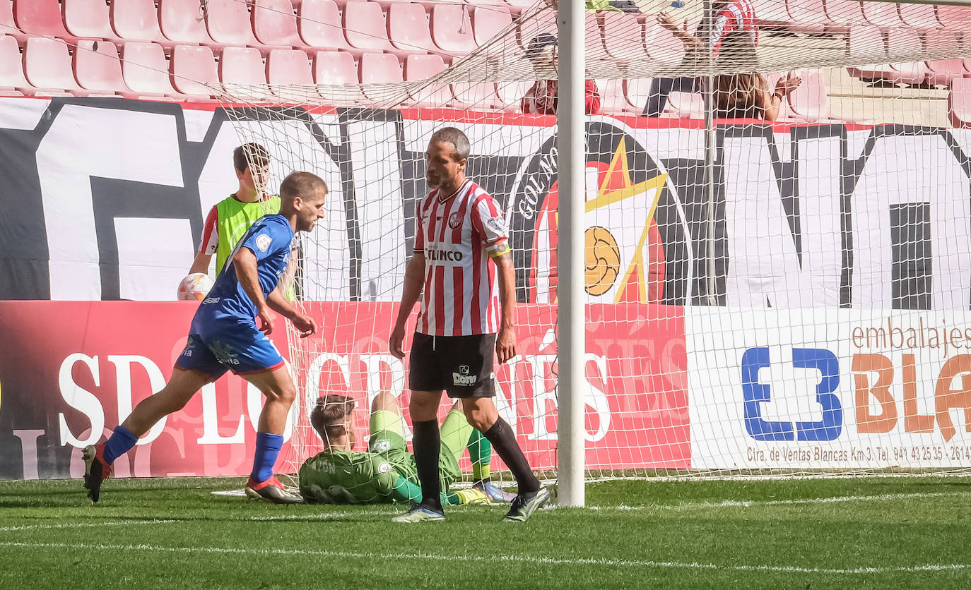Fotos: Victoria del Calahorra frente a la SD Logroñés (0-2)