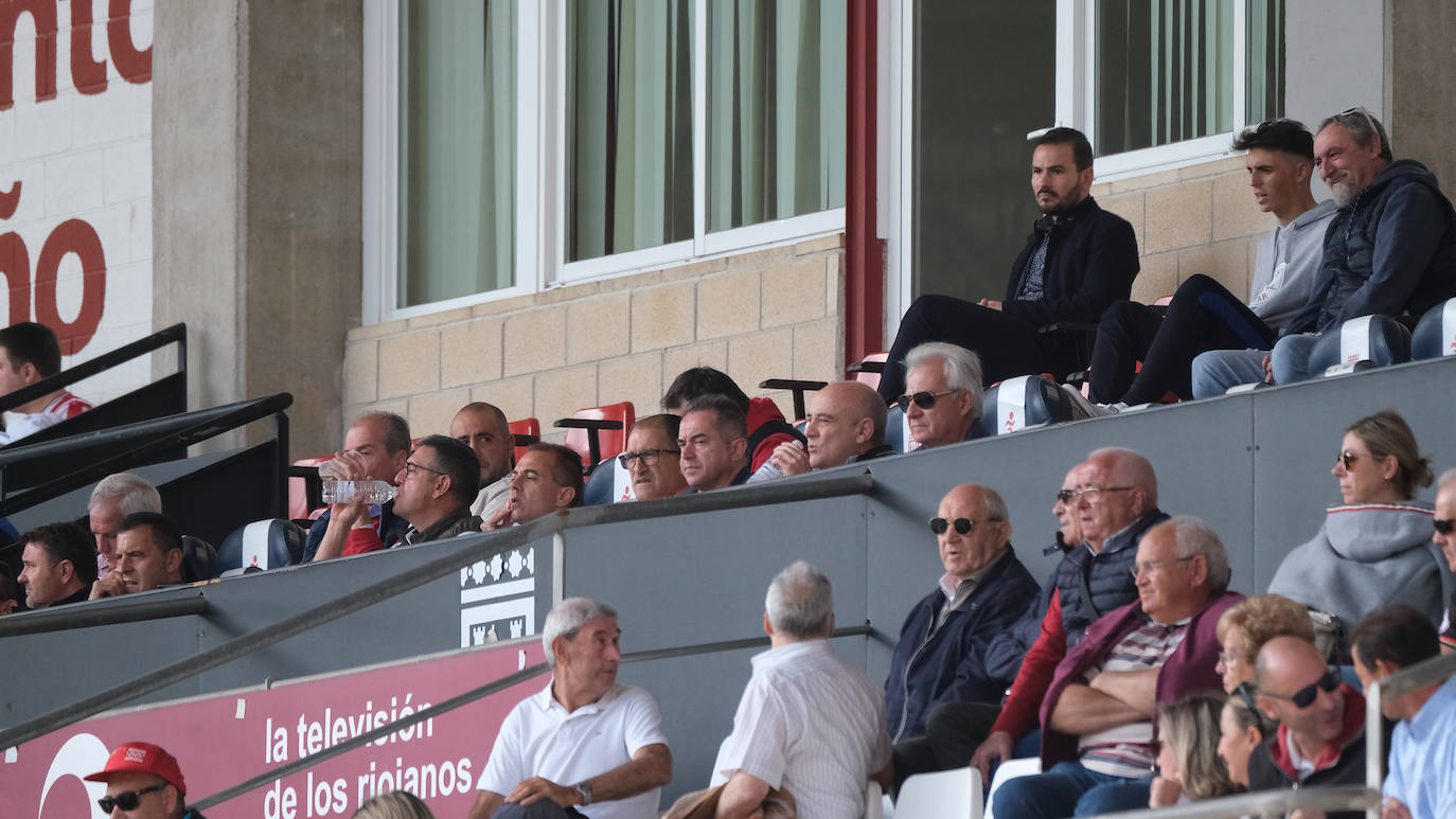 Fotos: Victoria del Calahorra frente a la SD Logroñés (0-2)