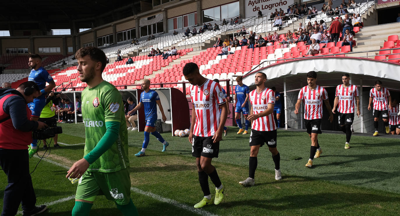Fotos: Victoria del Calahorra frente a la SD Logroñés (0-2)