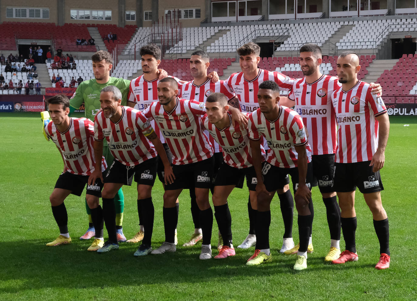 Fotos: Victoria del Calahorra frente a la SD Logroñés (0-2)