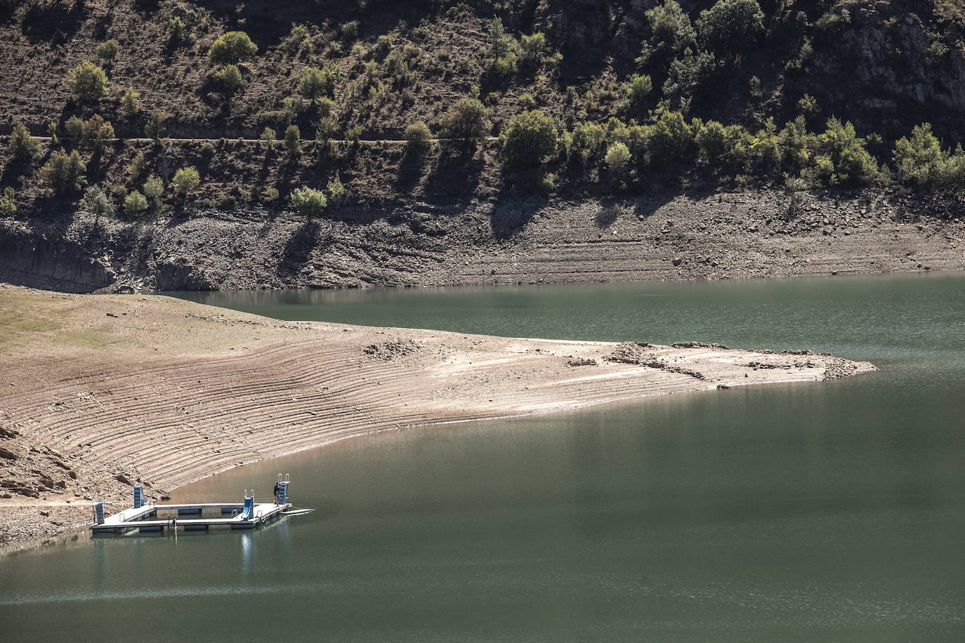 Imagen del embalse de Mansilla. 