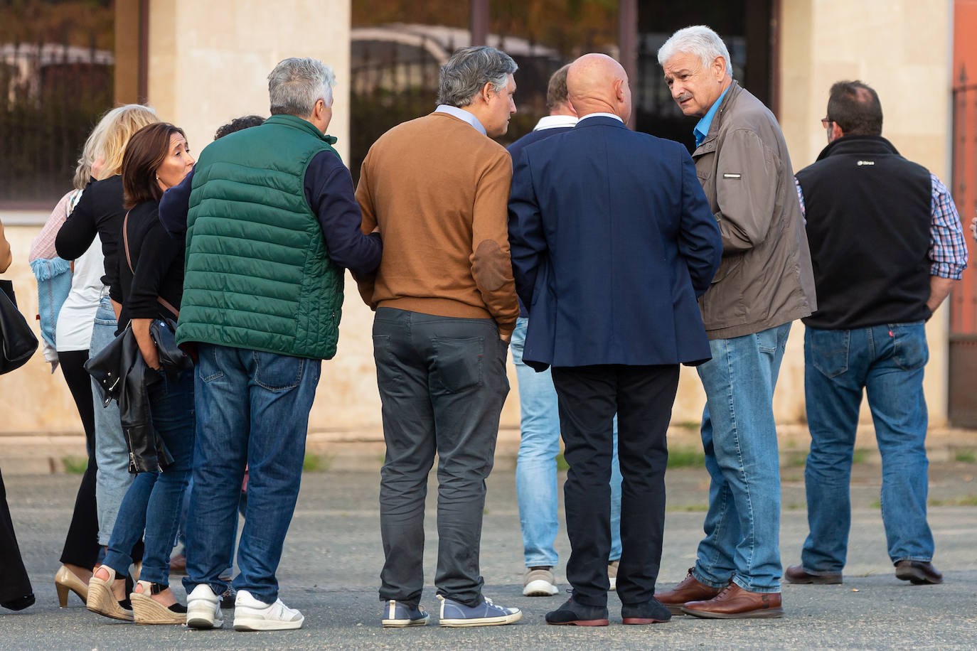 Fotos: Encuentro en Nájera de Bretón con sus apoyos