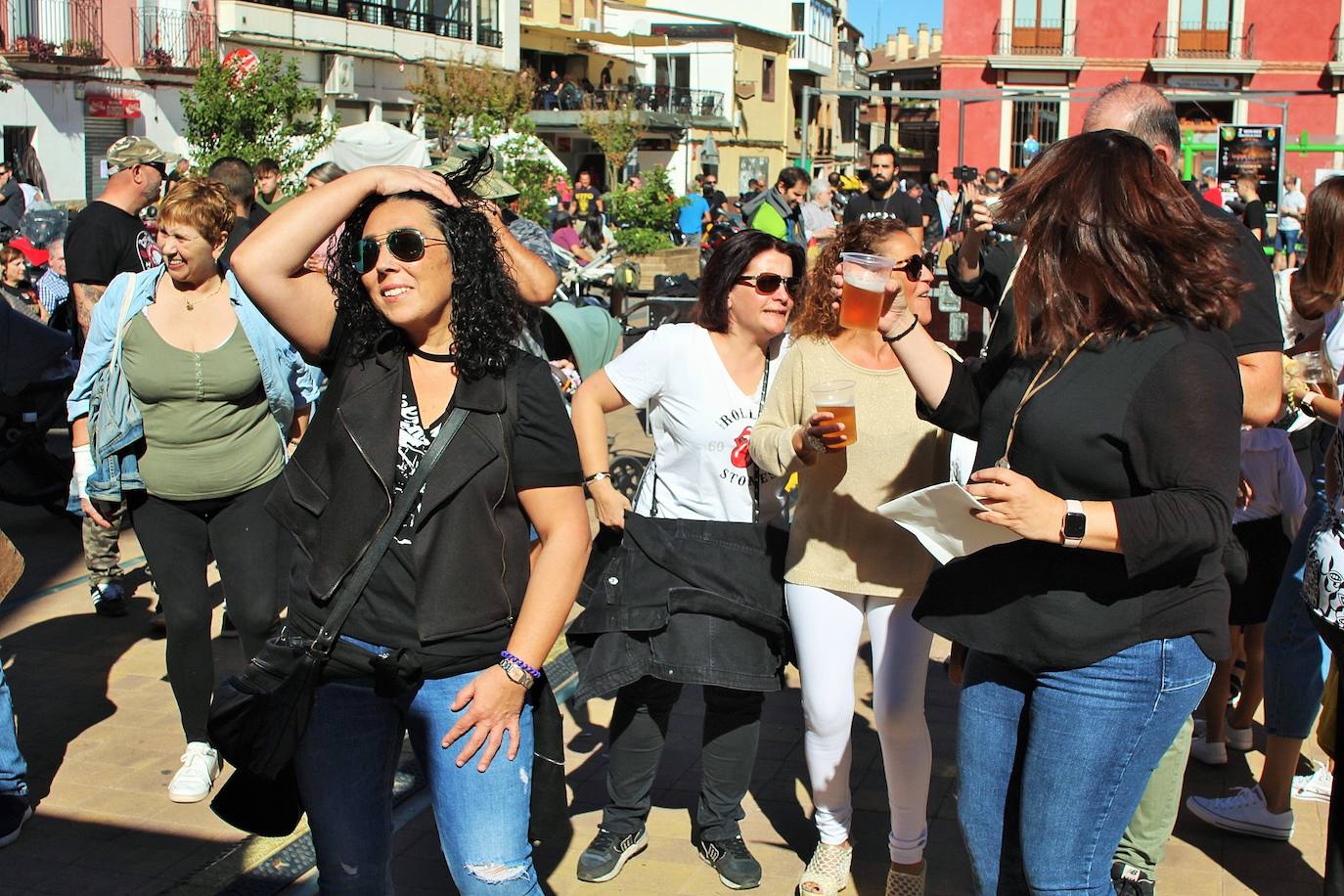 Fotos: I Moto Rock &#039;Caballeros del Alsfalto reúne a más de un centenar de moteros por una buena causa en Nalda