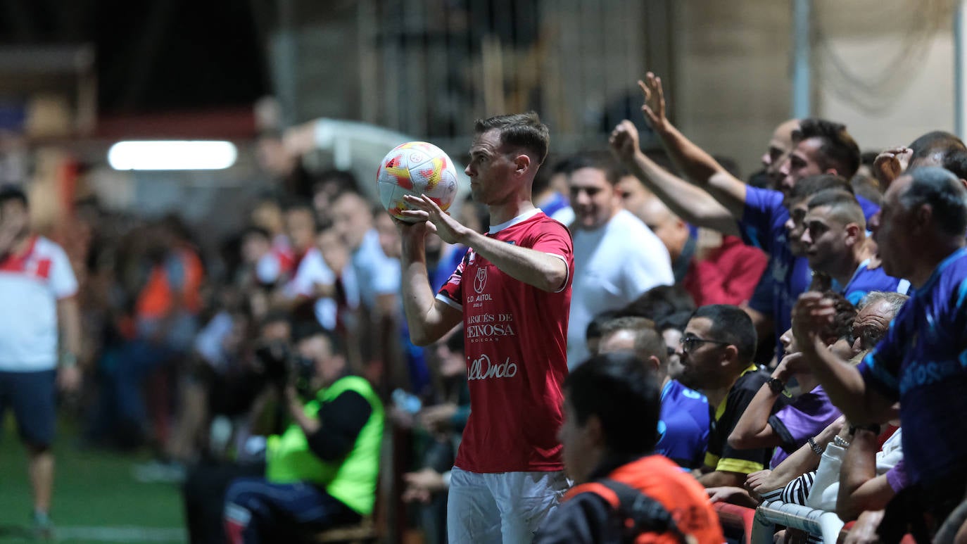 Fotos: Autol-Dinamo de San Juan, fiesta del fútbol