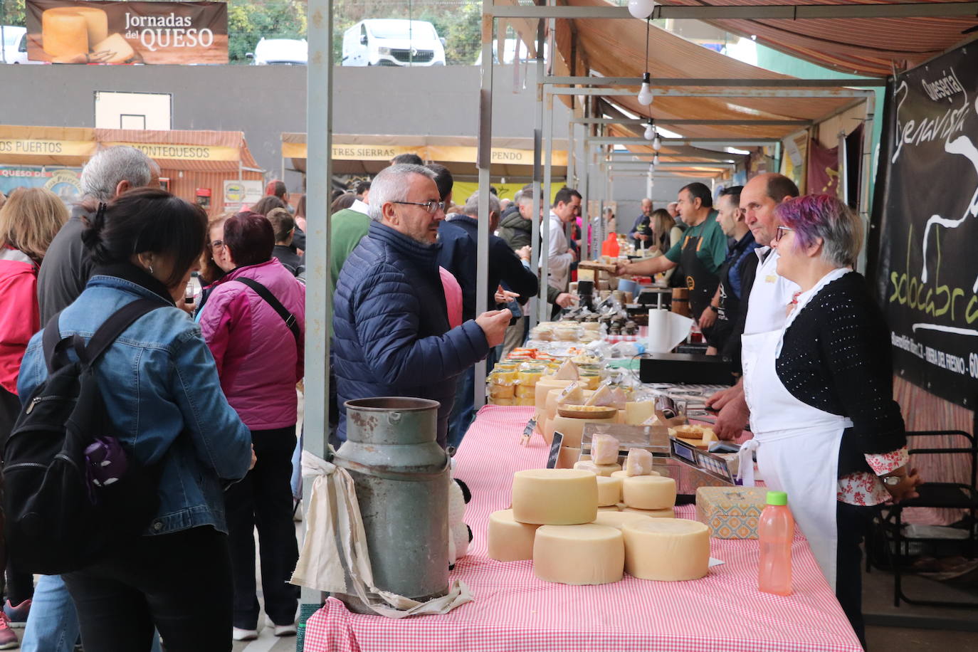 Fotos: Feria de quesos en Munilla