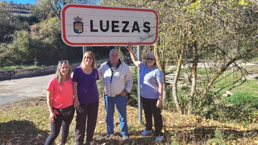 María del Rosario, Yolanda, Eleuterio y Mabel, en Luezas. 