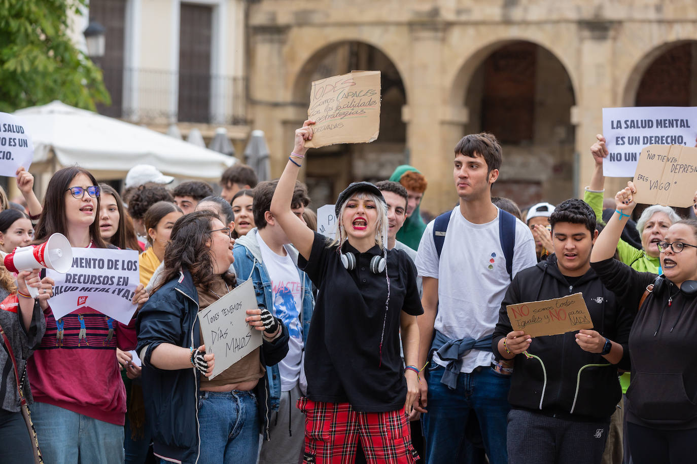 Fotos: Concentración de estudiantes contra la «epidemia de problemas de salud mental»