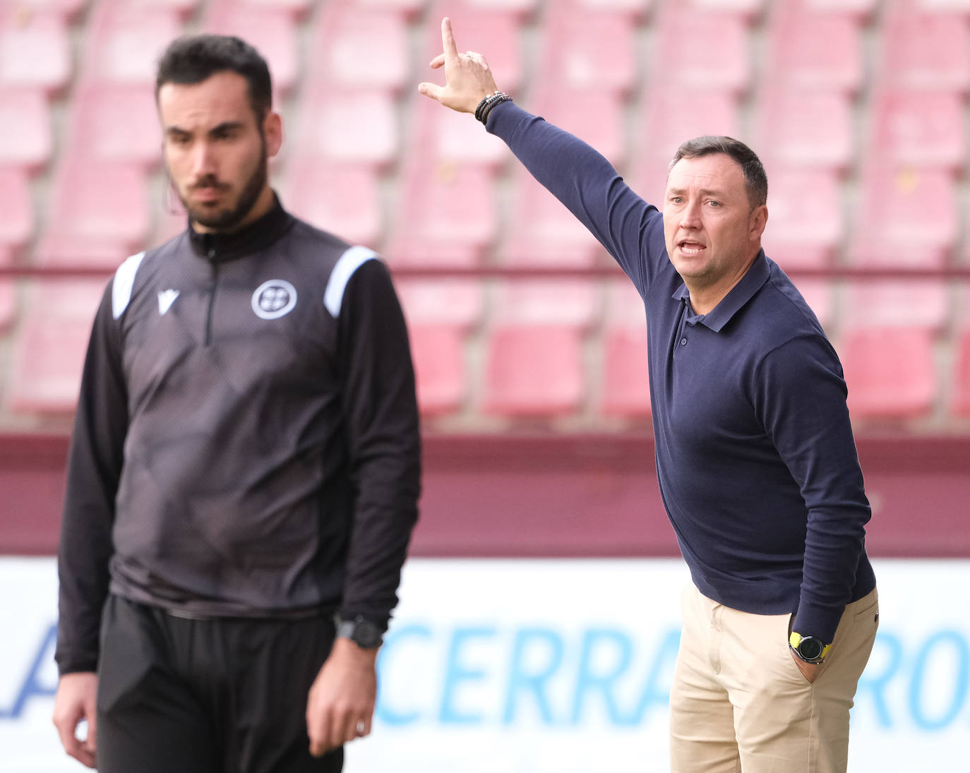 Fotos: La SD Logroñés cae ante el Nástic