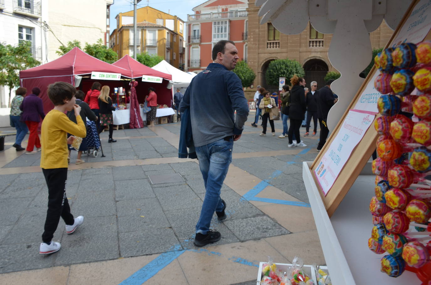 Fotos: La Calahorra más dulce se exhibe en la XVI edición de la Feria de Golmajería