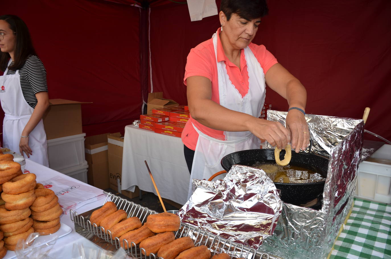 Fotos: La Calahorra más dulce se exhibe en la XVI edición de la Feria de Golmajería