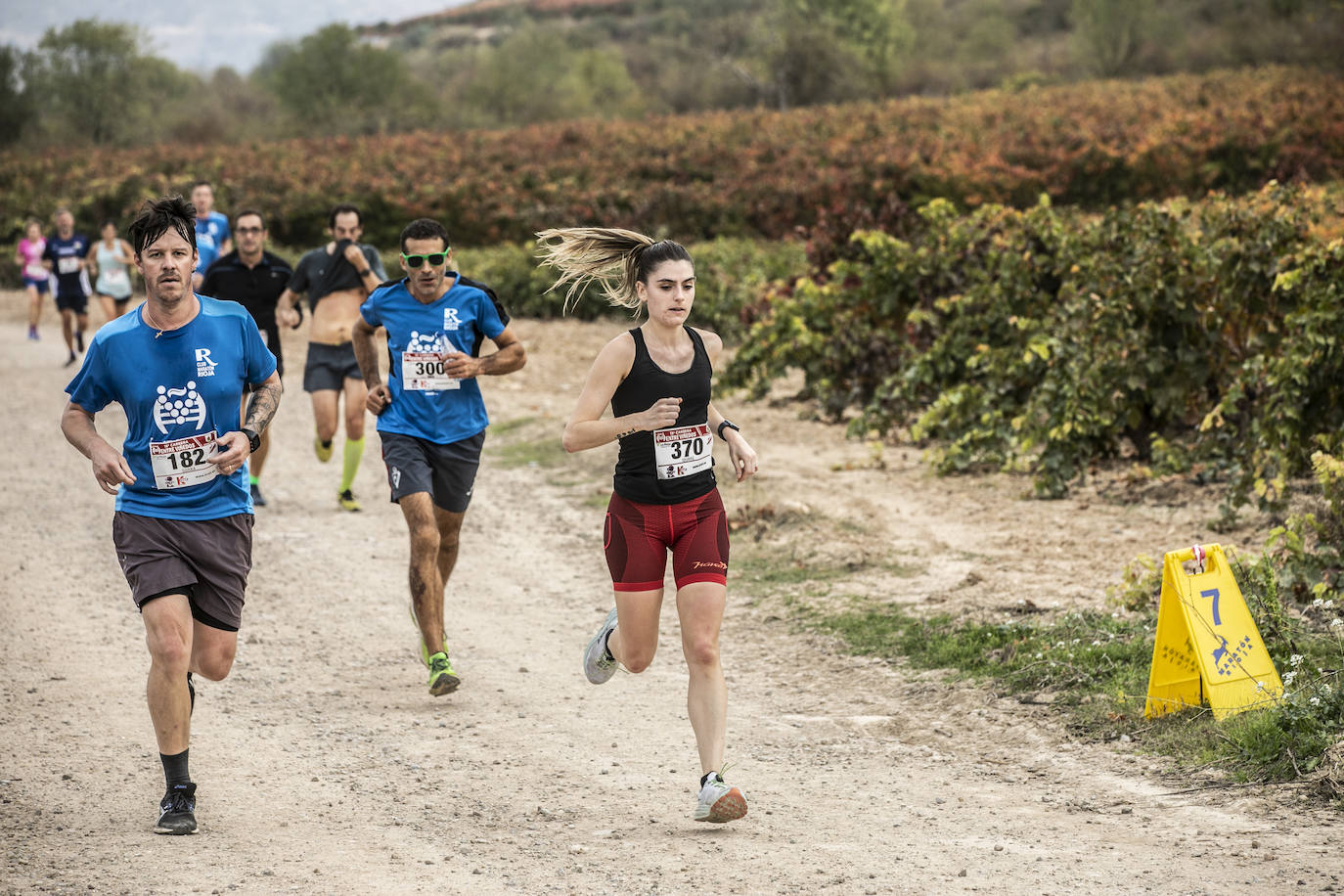 Fotos: Atletas entre las viñas