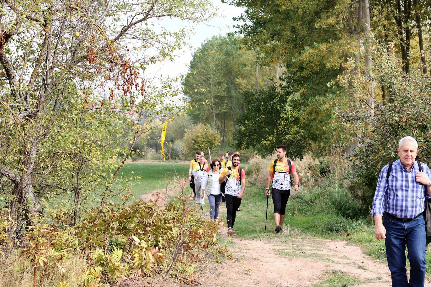 Fotos: Visita al Valle de la Lengua: doscientas personas recorren el Camino Real entre Nájera y San Millán de la Cogolla