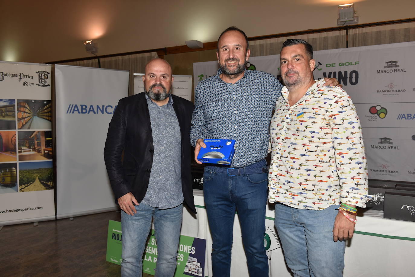 Fotos: Cata y entrega de premios del torneo de golf de Bodegas Perica