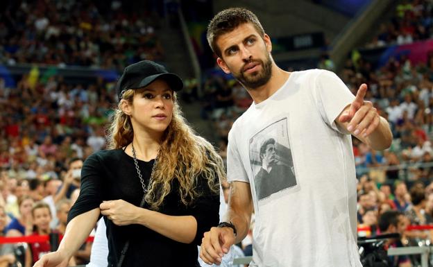 Piqué, ¿uno más en la familia de Shakira?