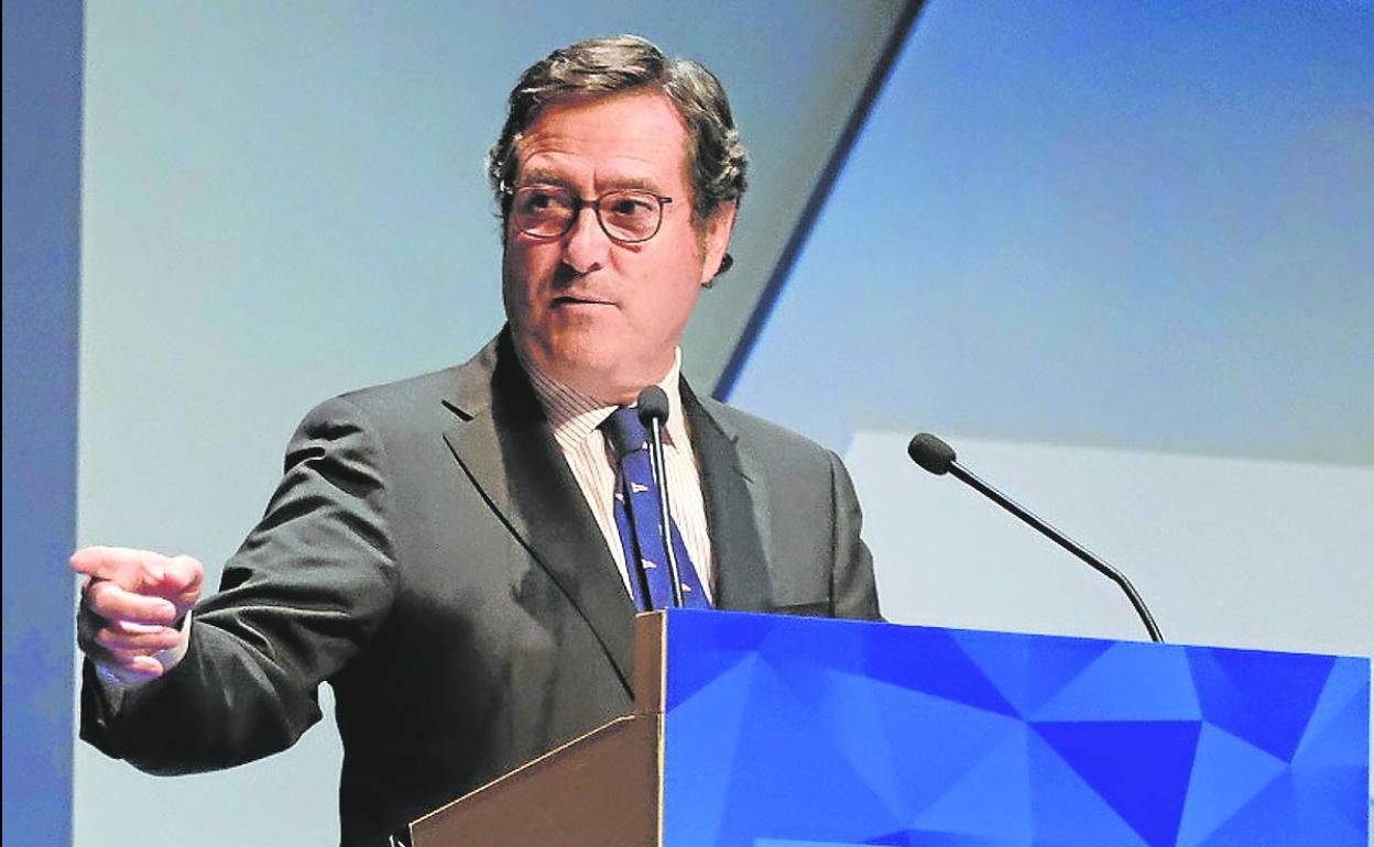 Garamendi, durante el acto de aniversario de la FER. 