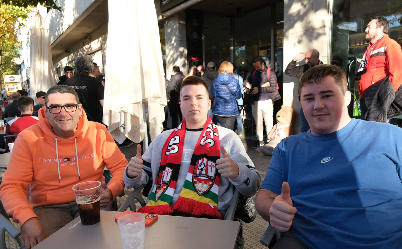 Fotos: Ambiente de derbi en Las Gaunas