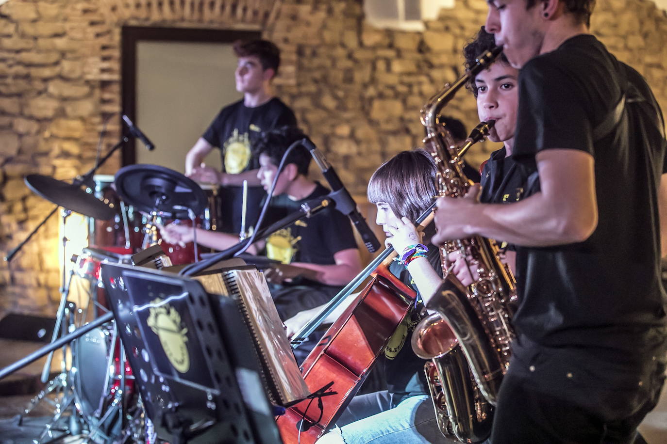 Imagen de archivo de una actuación promovida por Pioneros. 