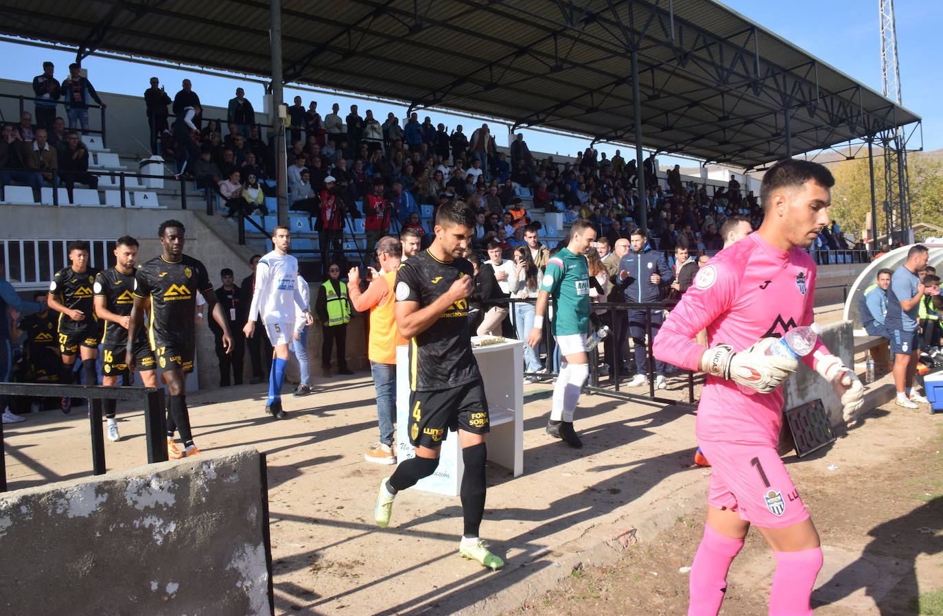 Fotos: Los penaltis catapultan al Arnedo