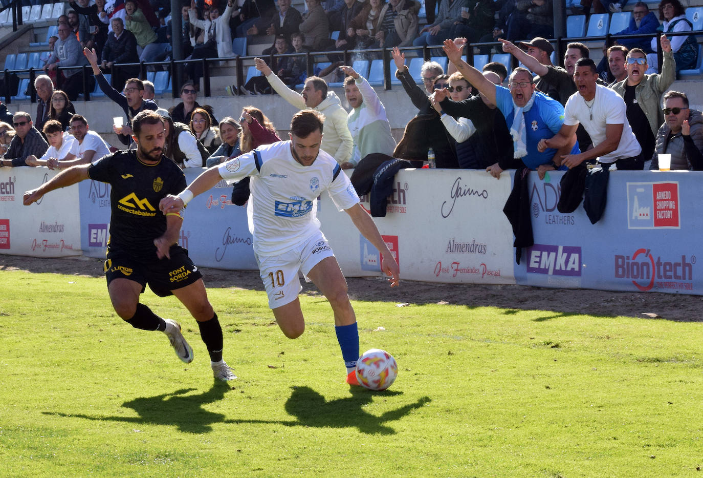 Fotos: Los penaltis catapultan al Arnedo