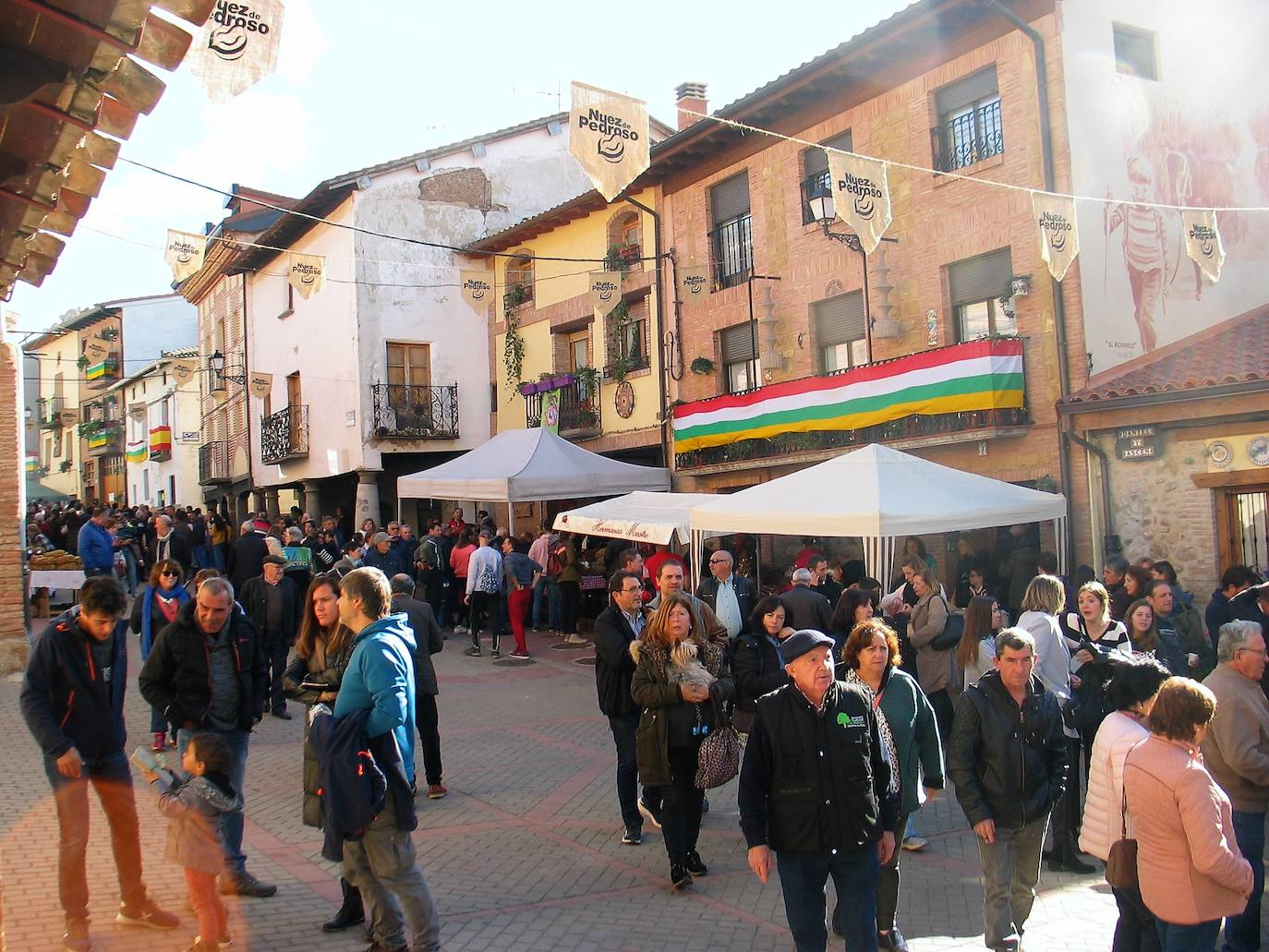 Fotos: La Feria de la Nuez regresa por todo lo alto