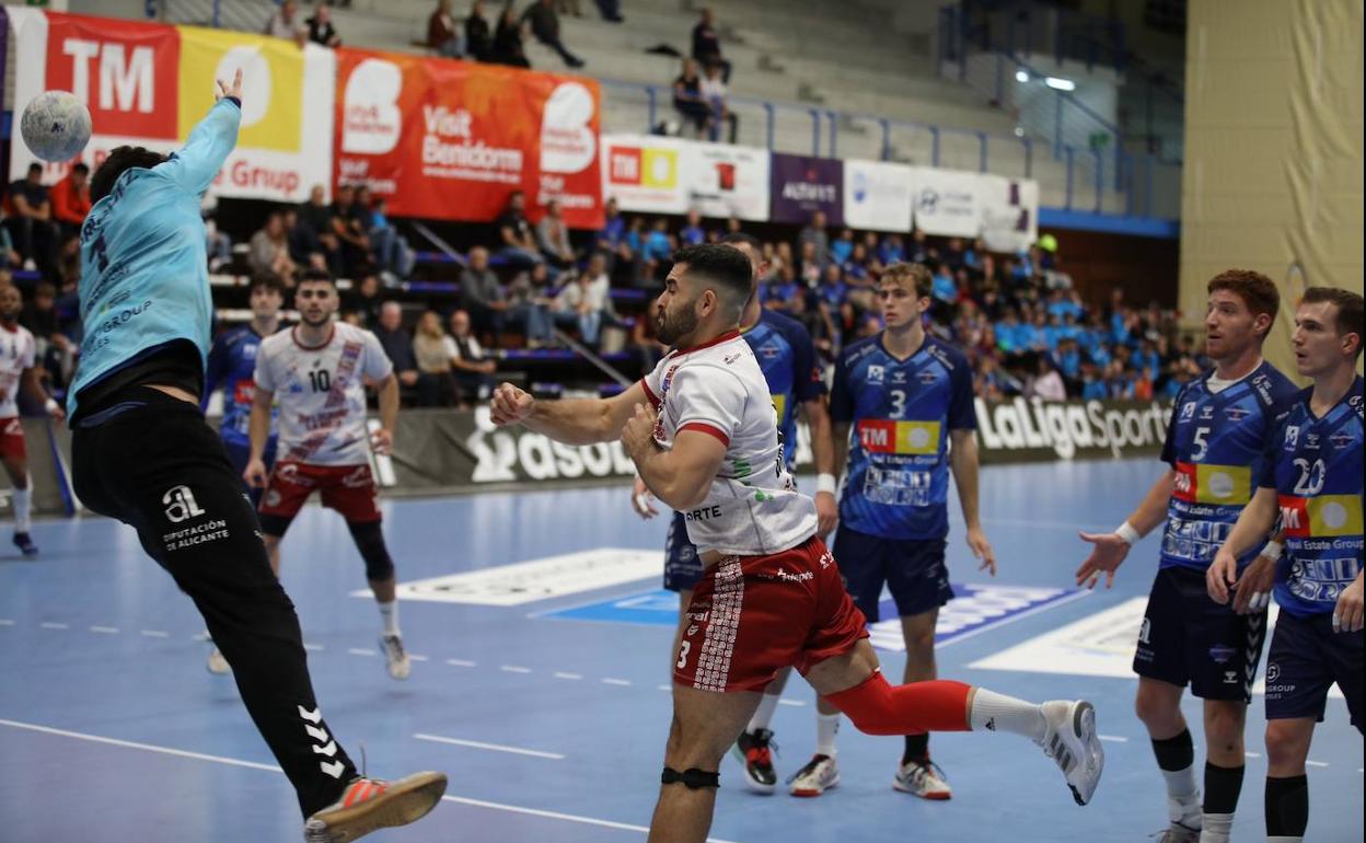 Balonmano | Asobal: Diocou da el triunfo al Logroño en el segundo final