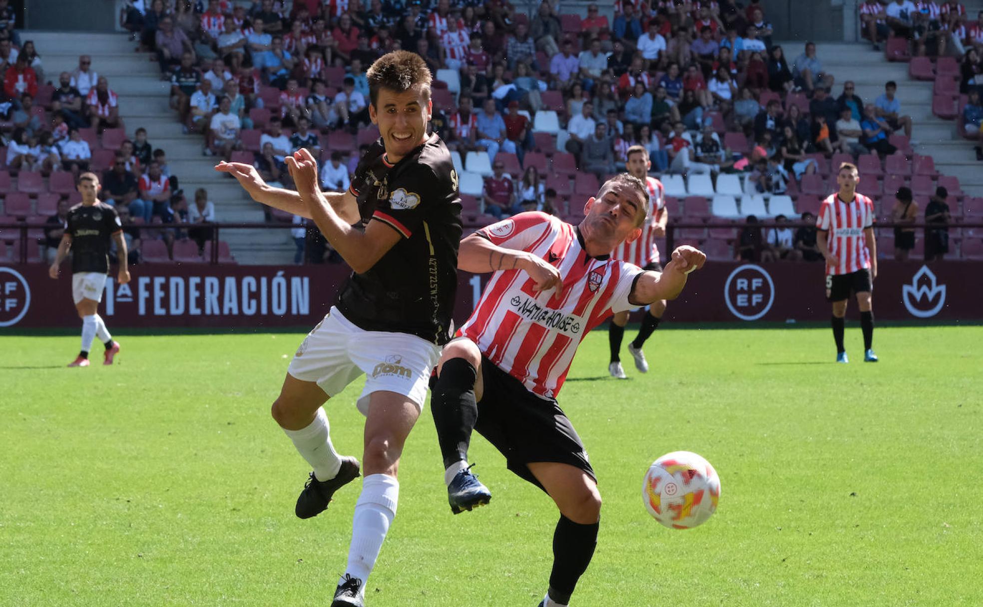 Partido entre la UDL y la SDL disputado en septiembre en Las Gaunas. 