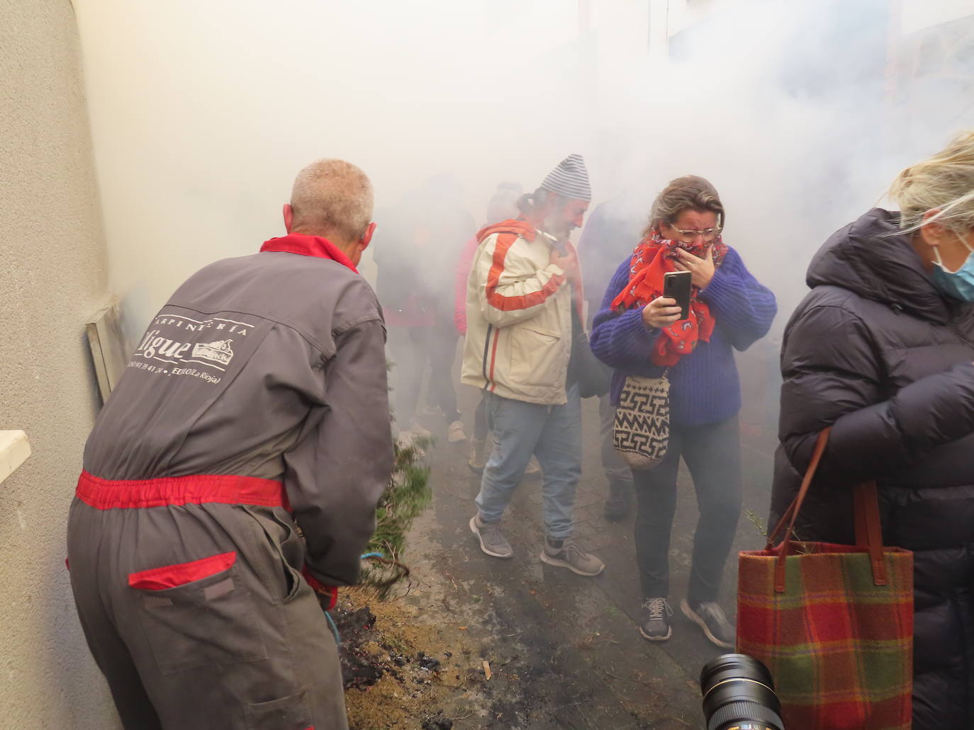 Fotos: Arnedillo recupera la Procesión del Humo tras la pandemia