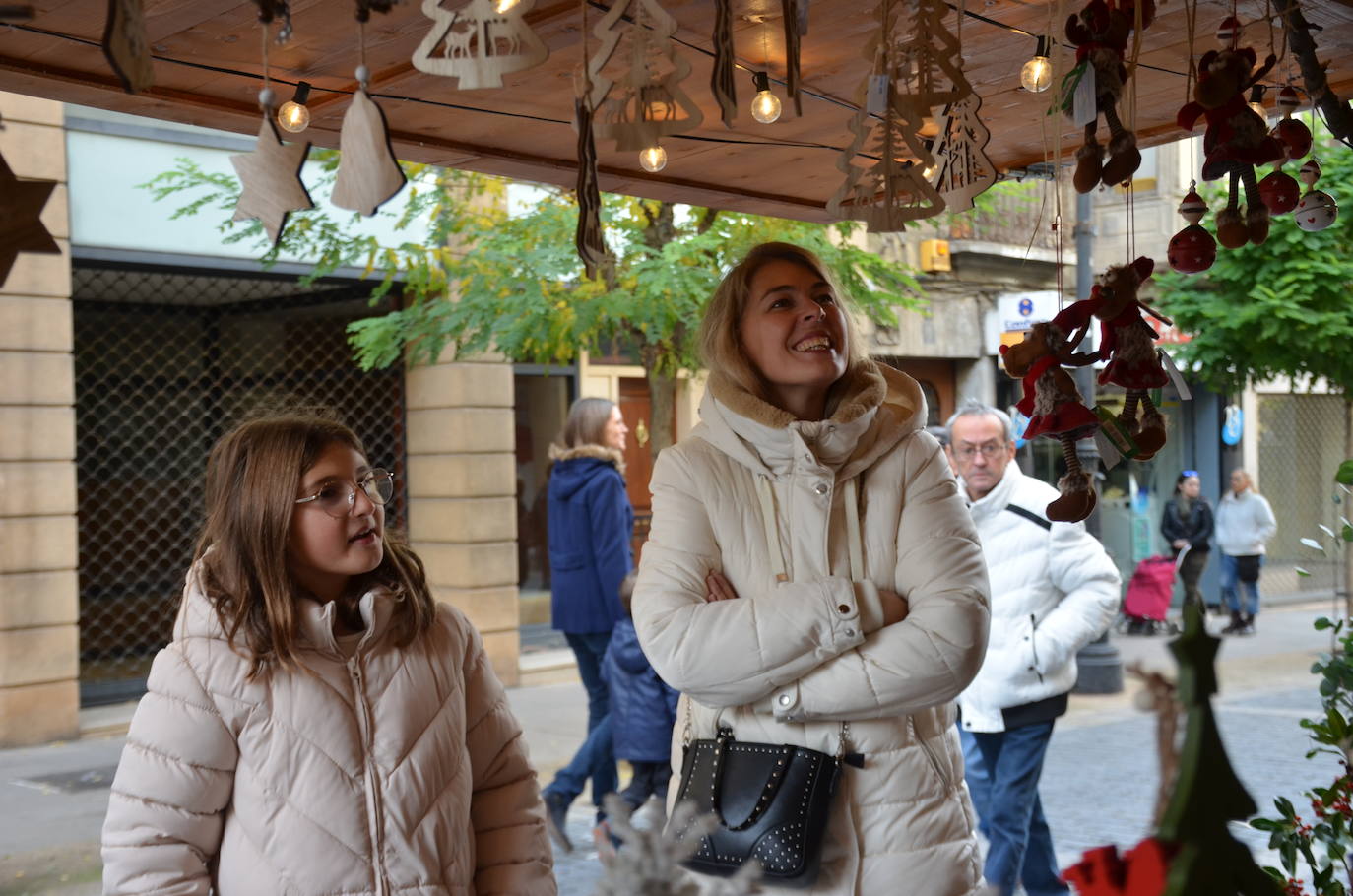 Fotos: Abierto el mercado navideño de Calahorra