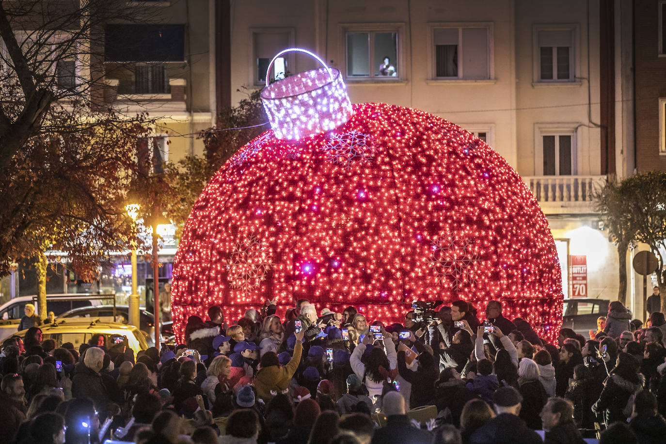 Fotos: Logroño enciende su iluminación navideña