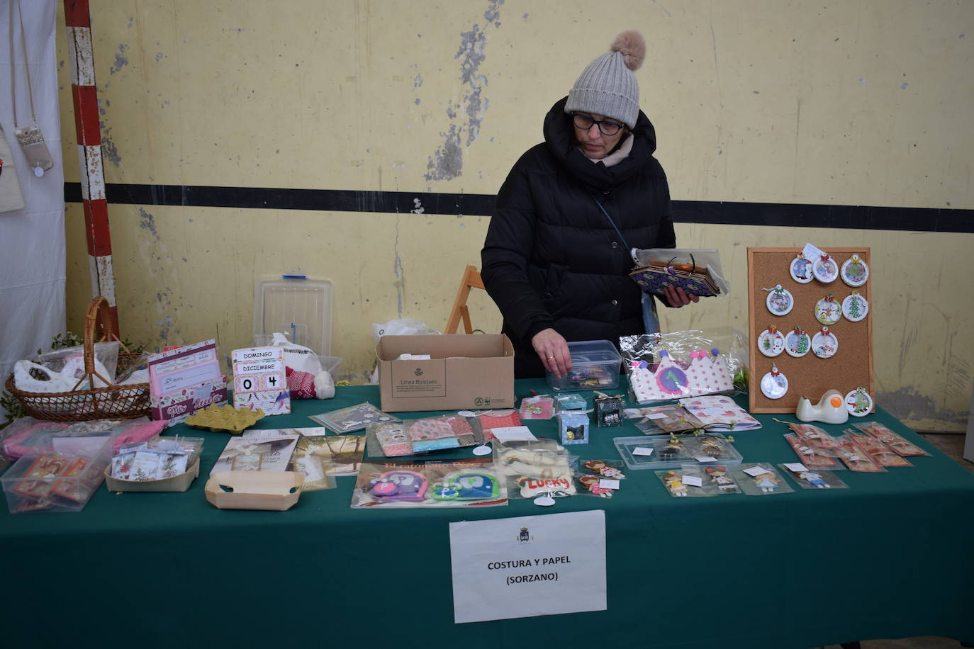 Fotos: Jornada de mercado y visitas al belén, en Sorzano