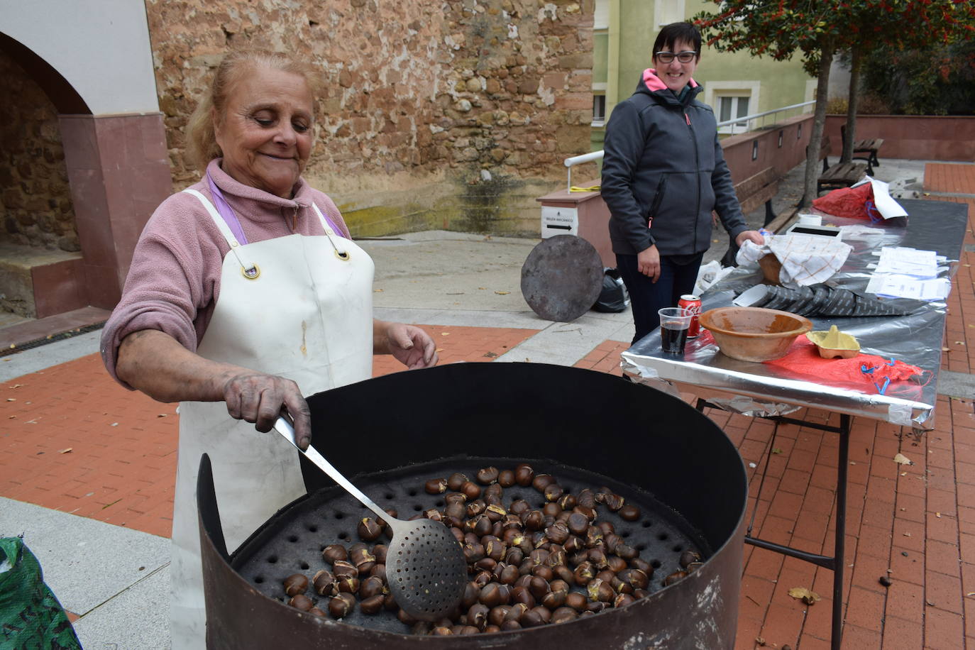 Fotos: Jornada de mercado y visitas al belén, en Sorzano