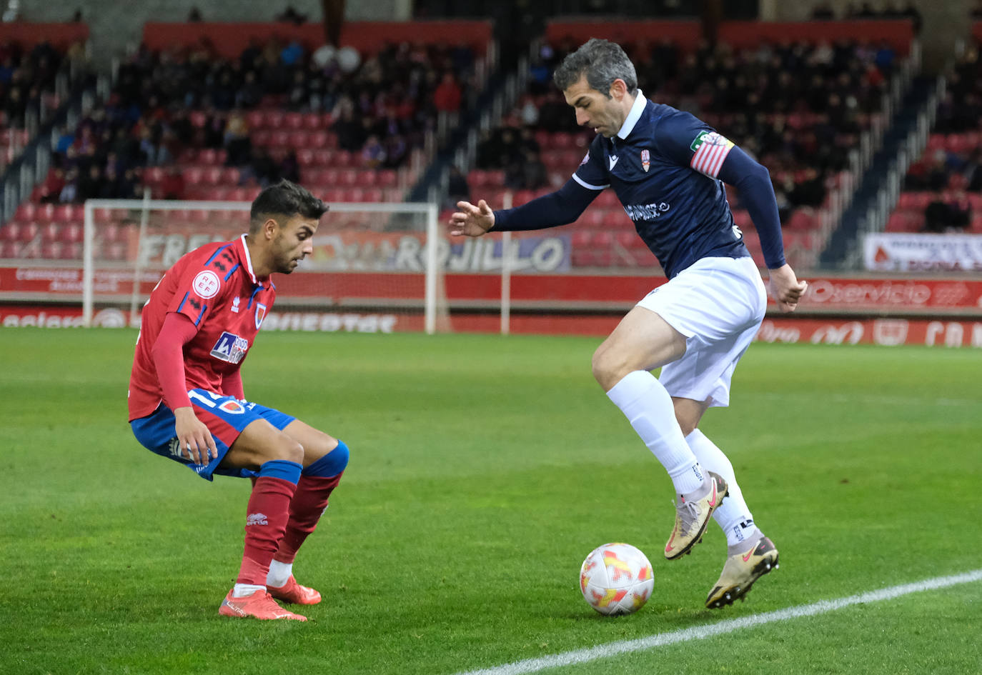Fotos: El partido de la UD Logroñés frente al Numancia en Los Pajaritos