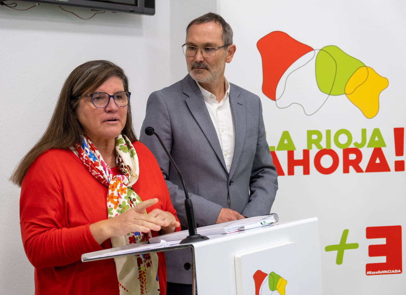 Sáenz y Antoñanzas, durante la presentación de 'La Rioja Ahora'. 