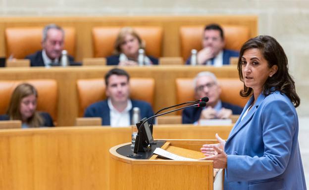 El Gobierno admite el «error de comunicación» y pide «responsabilidad» a IU para aprobar los Presupuestos