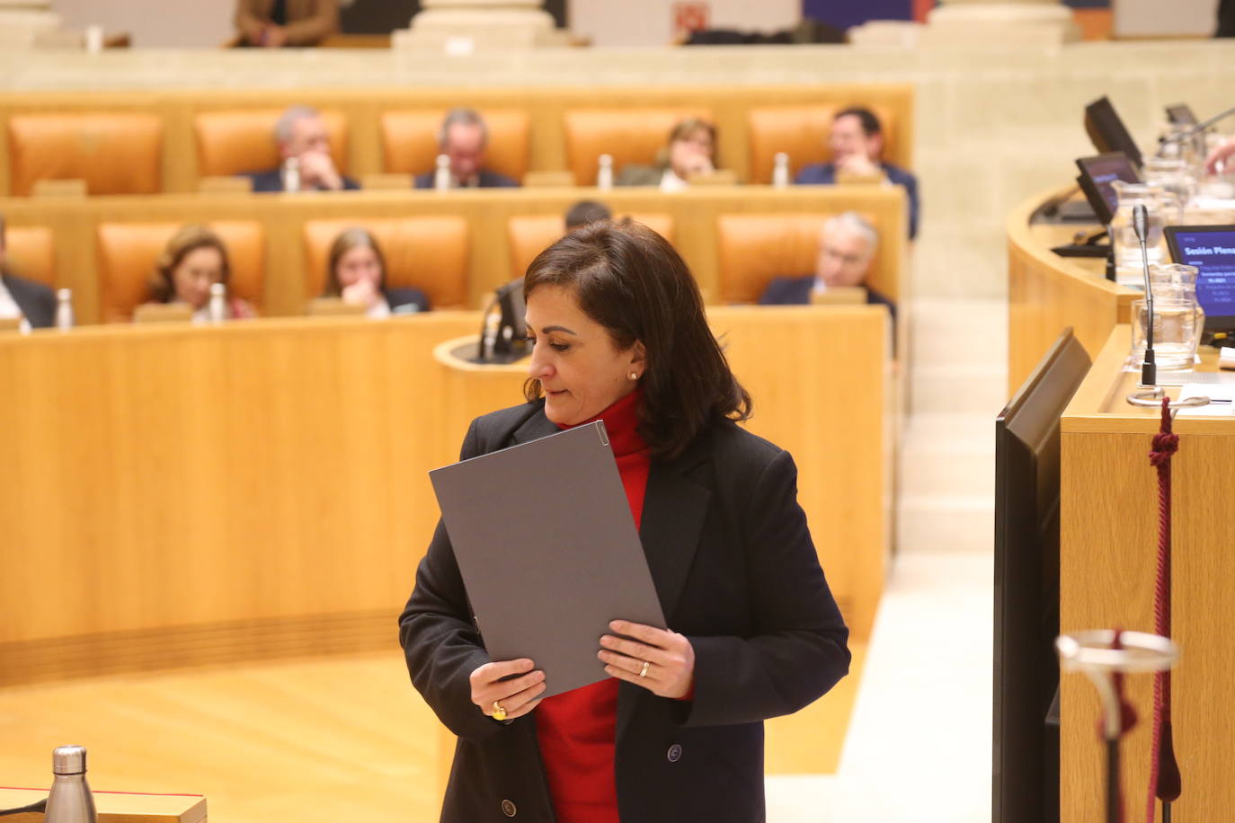 Fotos: El PP abandona el pleno y estudia un recurso de amparo ante el TC por la ley del Parque Natural del Alto Najerilla