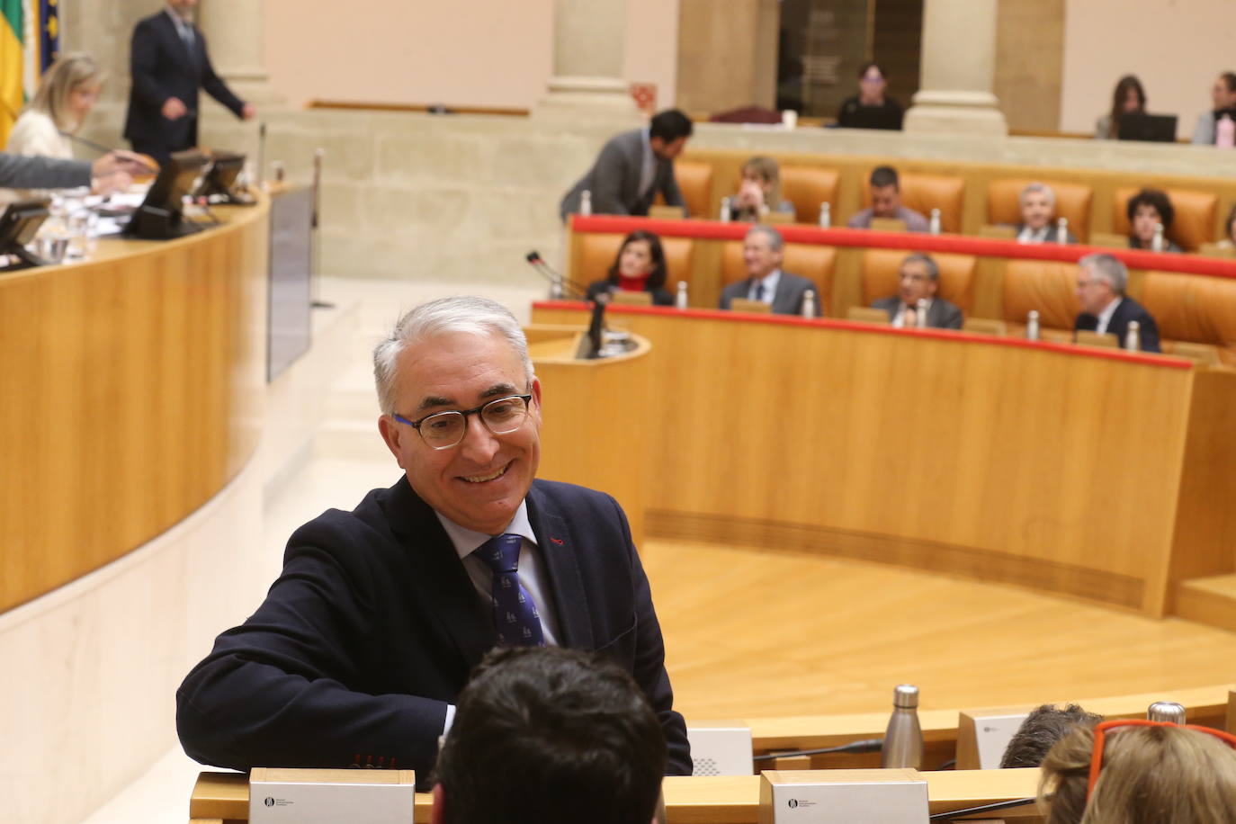 Fotos: El PP abandona el pleno y estudia un recurso de amparo ante el TC por la ley del Parque Natural del Alto Najerilla