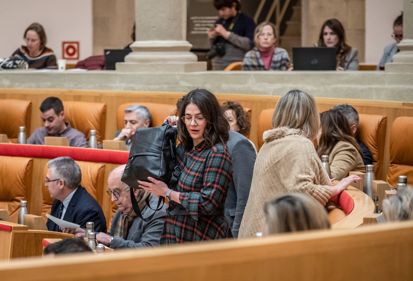 Fotos: Pleno de presupuestos en el Parlamento de La Rioja