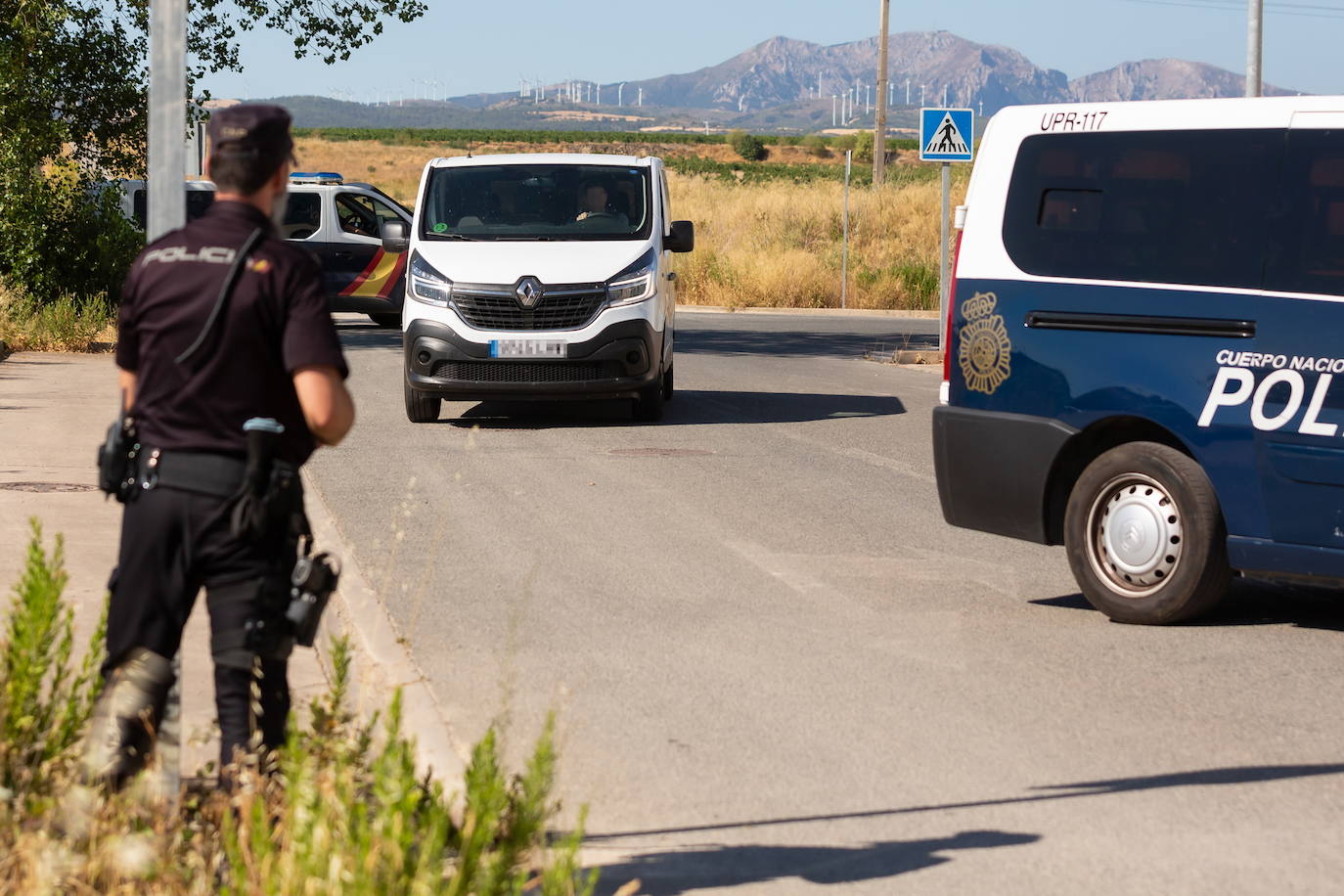 Agente de la Policía Nacional en un dispositivo. 