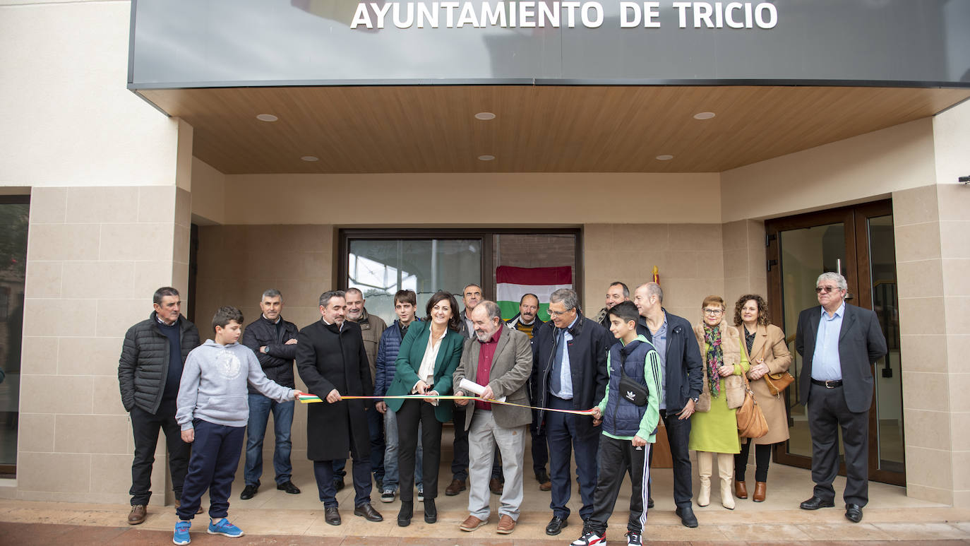 Inauguración del nuevo Consistorio de Tricio. 