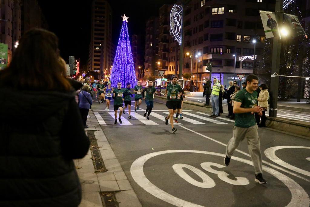 Fotos: David Martínez se impone de nuevo en la San Silvestre de Logroño