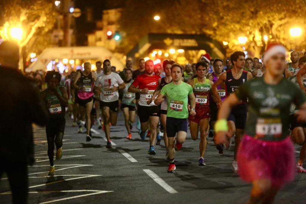 Fotos: David Martínez se impone de nuevo en la San Silvestre de Logroño