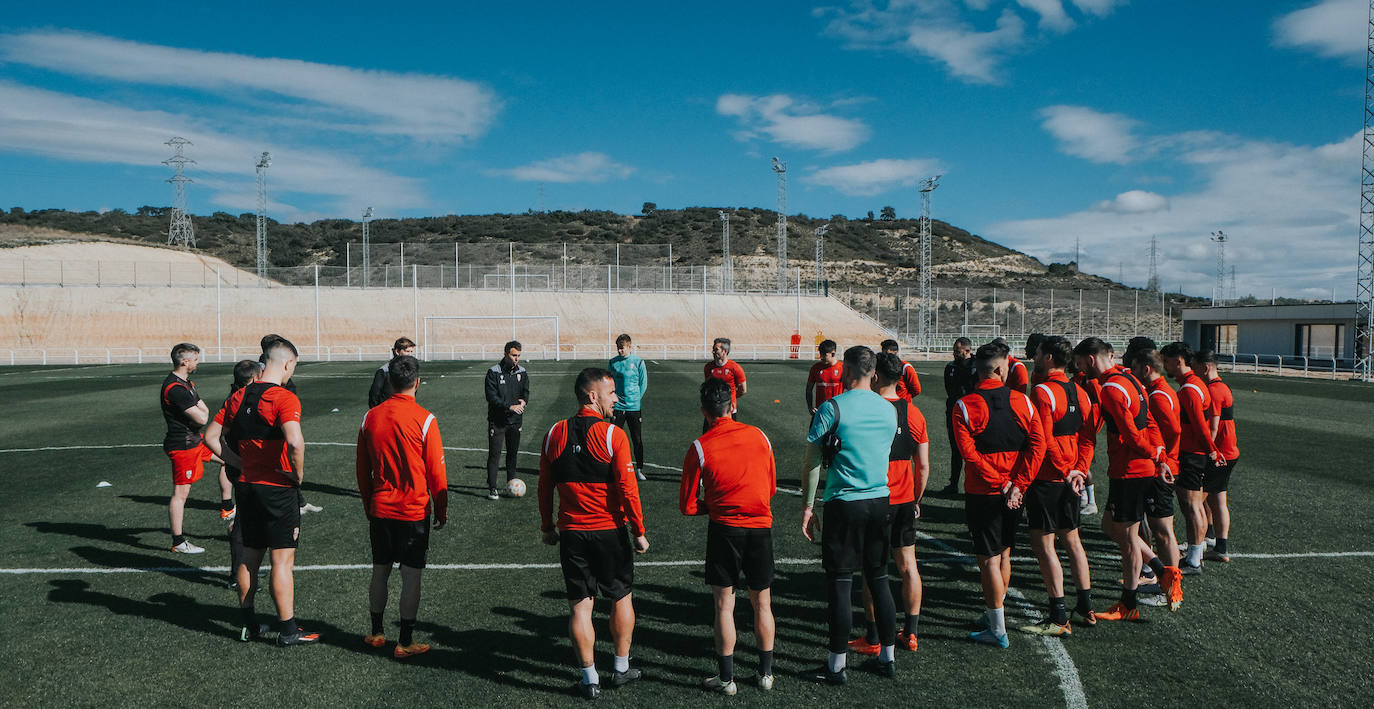 Primeros pases en la nueva ciudad deportiva de la UDL