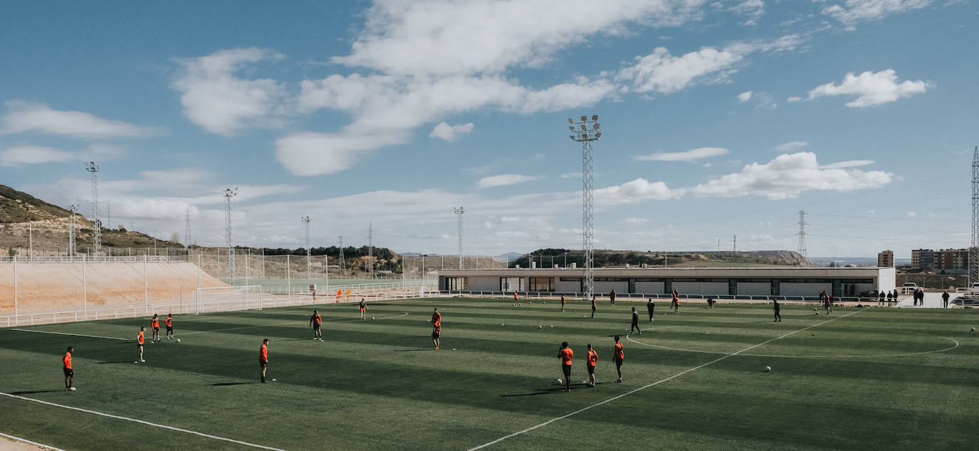 Primeros pases en la nueva ciudad deportiva de la UDL