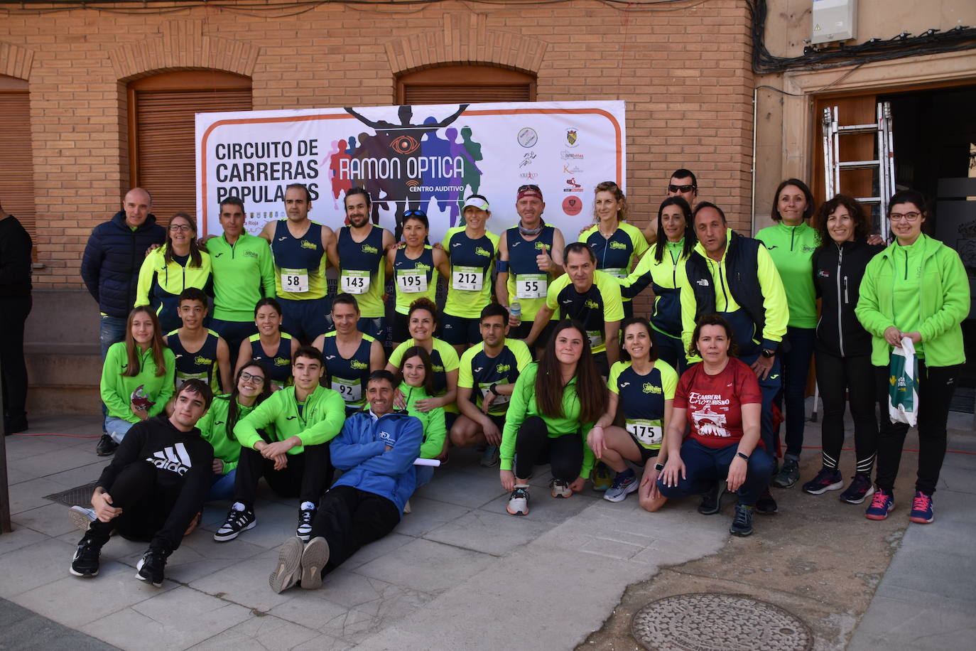 Pérez e Izal ganan en Aldeanueva