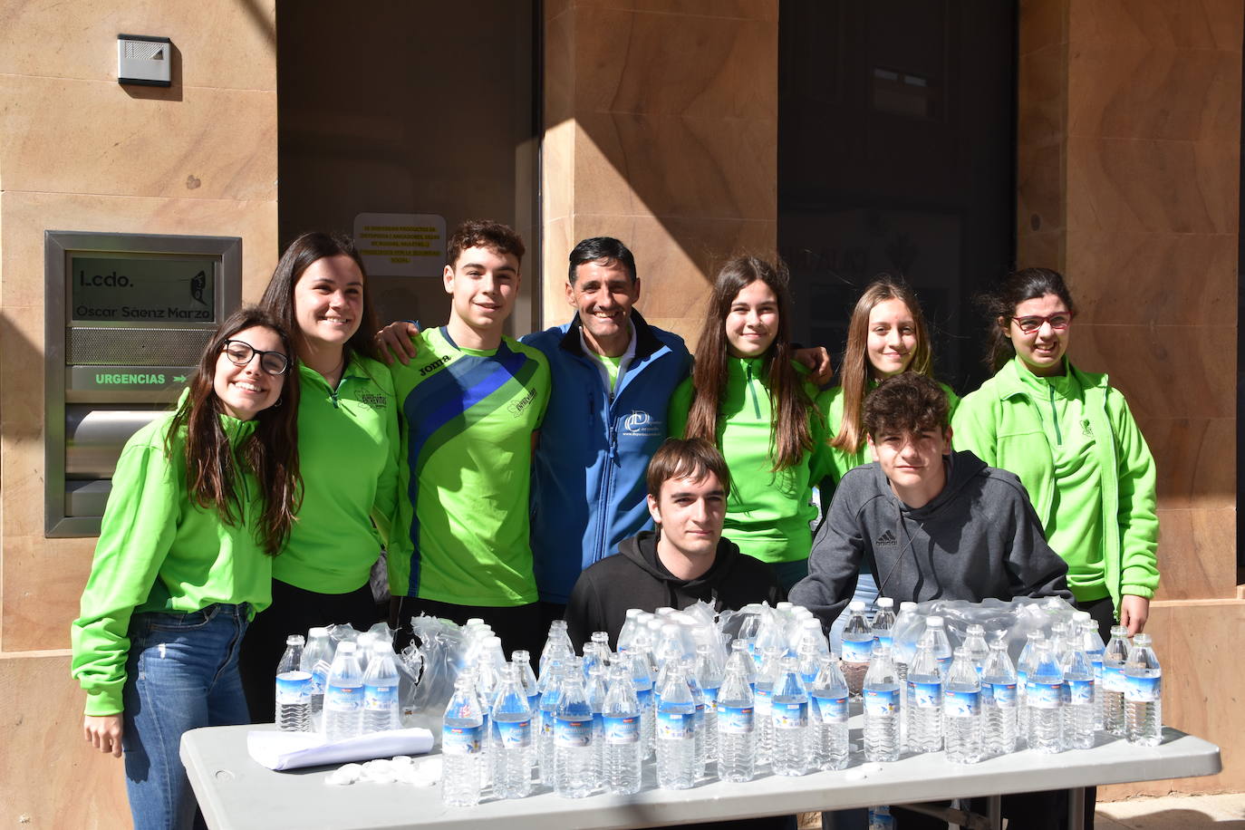 Pérez e Izal ganan en Aldeanueva