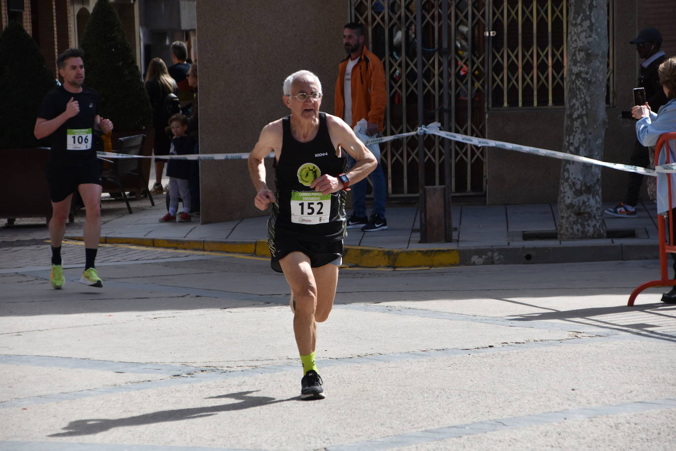 Pérez e Izal ganan en Aldeanueva