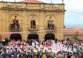 El Día del Danzador reunió en Labastida a grupos de la zona